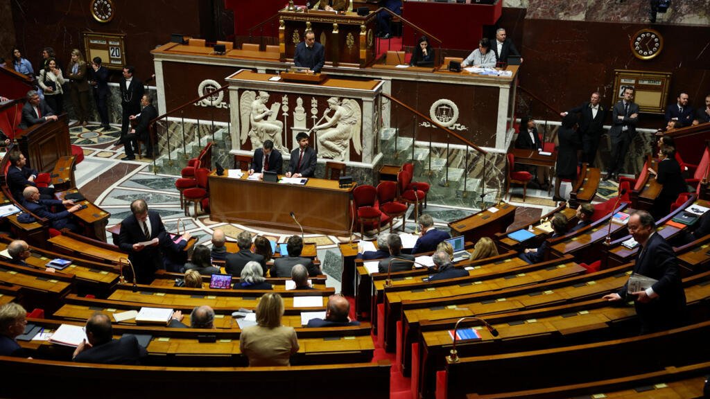 Francia: diputados aprueban ley para eliminar el "deber conyugal"