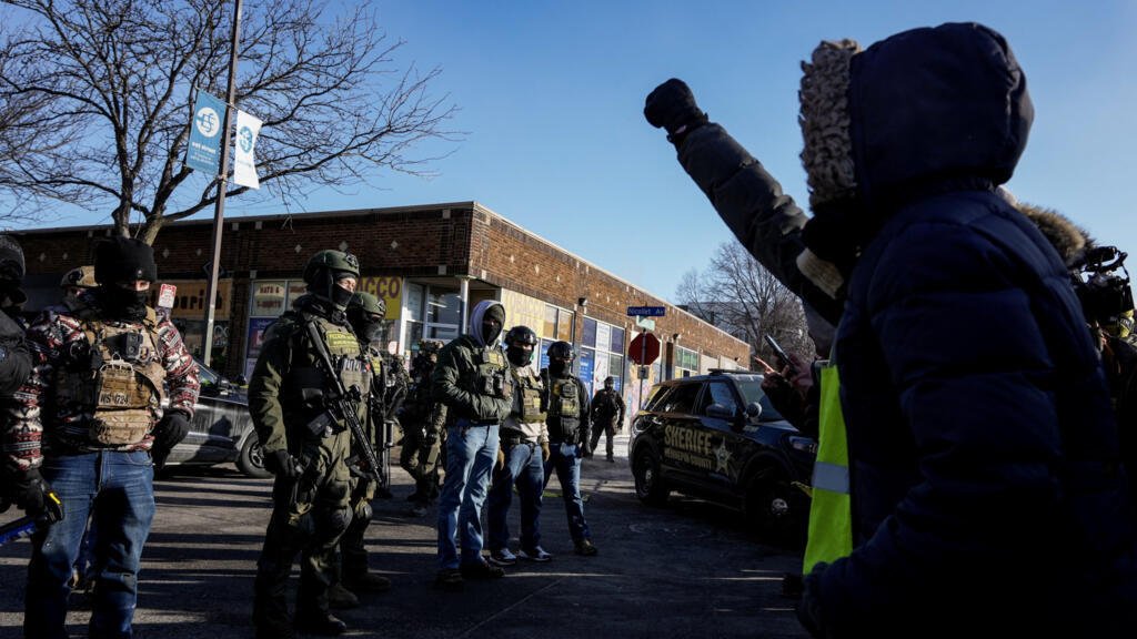 Agentes federales de Estados Unidos matan a una segunda persona durante la ofensiva migratoria en Minneapolis