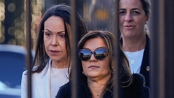 Trump vuelve a descartar elecciones inmediatas en Venezuela tras reunirse con María Corina Machado