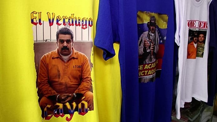 Migrantes venezolanos en Perú venden camisetas de Maduro como símbolo de memoria y protesta