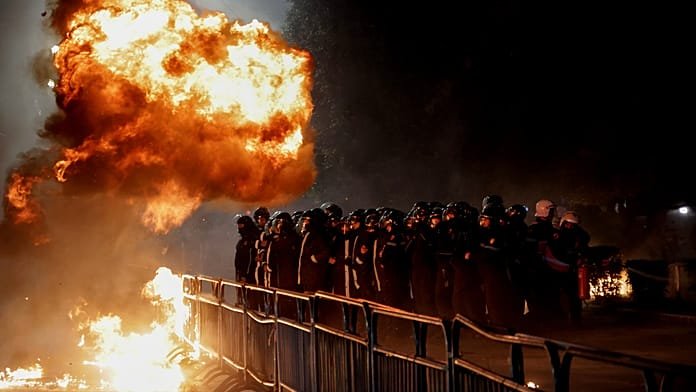 Graves incidentes en una manifestación antigubernamental en Albania