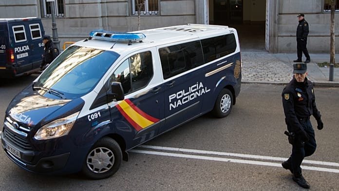Hallan muertos a 2 jóvenes de 13 y 20 años tras caer de un edificio en obras en el norte de España