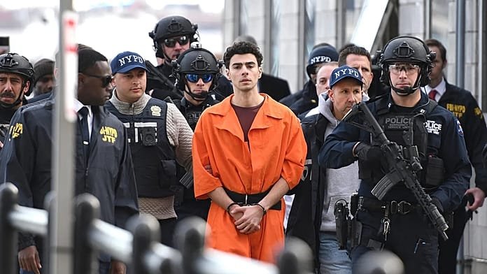 Un hombre se hace pasar por agente del FBI e intenta sacar a Luigi Mangione de la cárcel