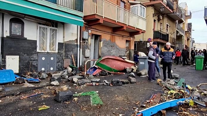 La tormenta Harry azota Malta, Córcega y Cataluña, deja inundaciones