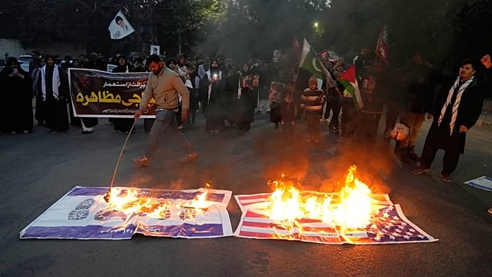 Irán convoca a diplomáticos europeos mientras la represión deja al menos 648 muertos