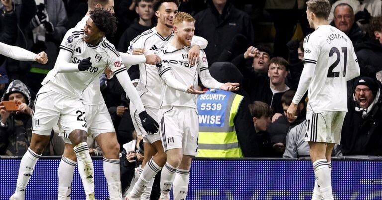 El golazo del Fulham desde 25 metros y a los 97 minutos que amargó al Liverpool de Alexis Mac Allister