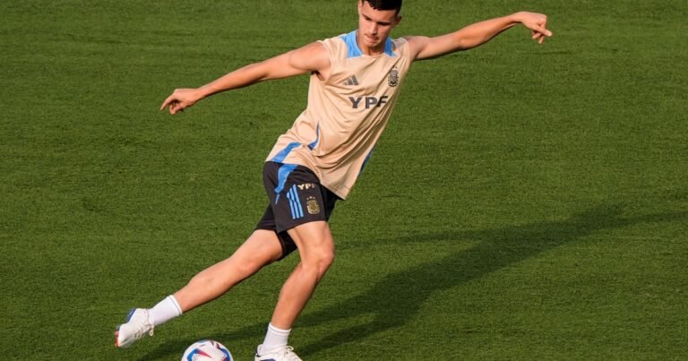 Racing, a punto de sacudir el mercado con un jugador que quiere sumar minutos para meterse en la lista de la Selección Argentina que irá al Mundial 2026