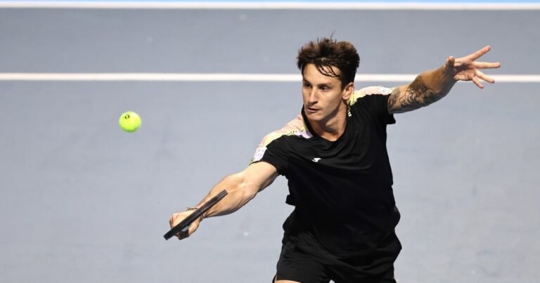 Camilo Ugo Carabelli no pudo con el prometedor Learner Tien y se despidió demasiado rápido del ATP 250 de Brisbane