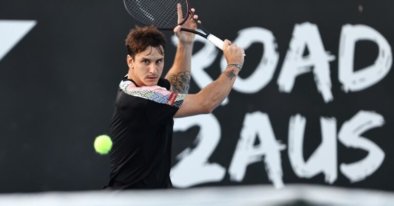 Camilo Ugo Carabelli y el porqué de su explosión en el circuito: “Pensar el tenis como un trabajo me permitió estar más enfocado”