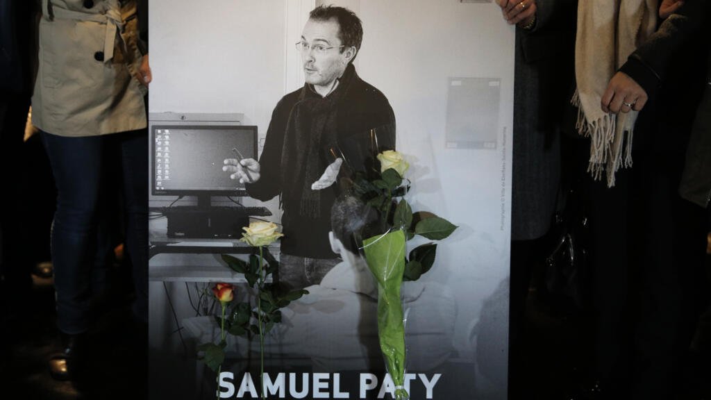 Inicia juicio de apelación de cuatro personas tras asesinato del profesor de francés Samuel Paty