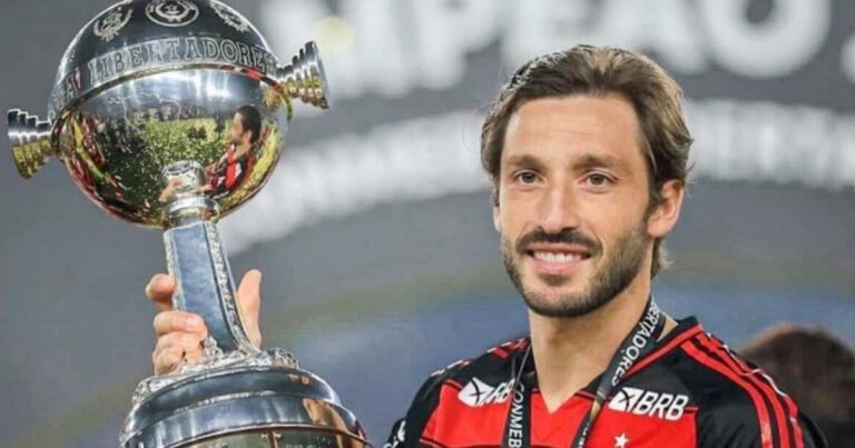 Matías Viña es el tercer refuerzo para el River 2026 de Marcelo Gallardo