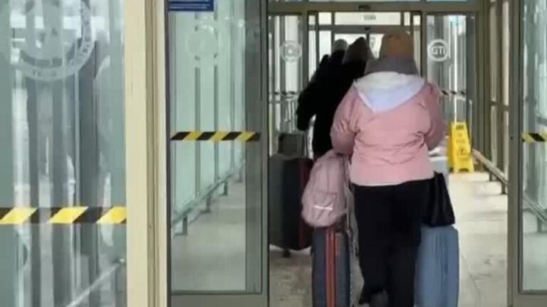 Irán: tras aparente calma, iraníes que habían salido a resguardarse Turquía regresan al país