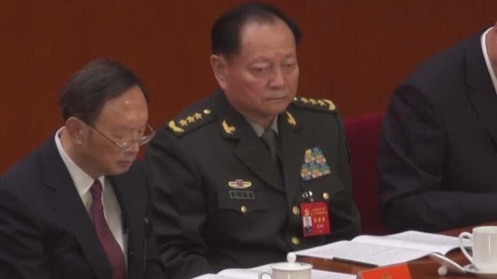 Críticos denuncian purga militar en China tras acusaciones contra general Zhang Youxia