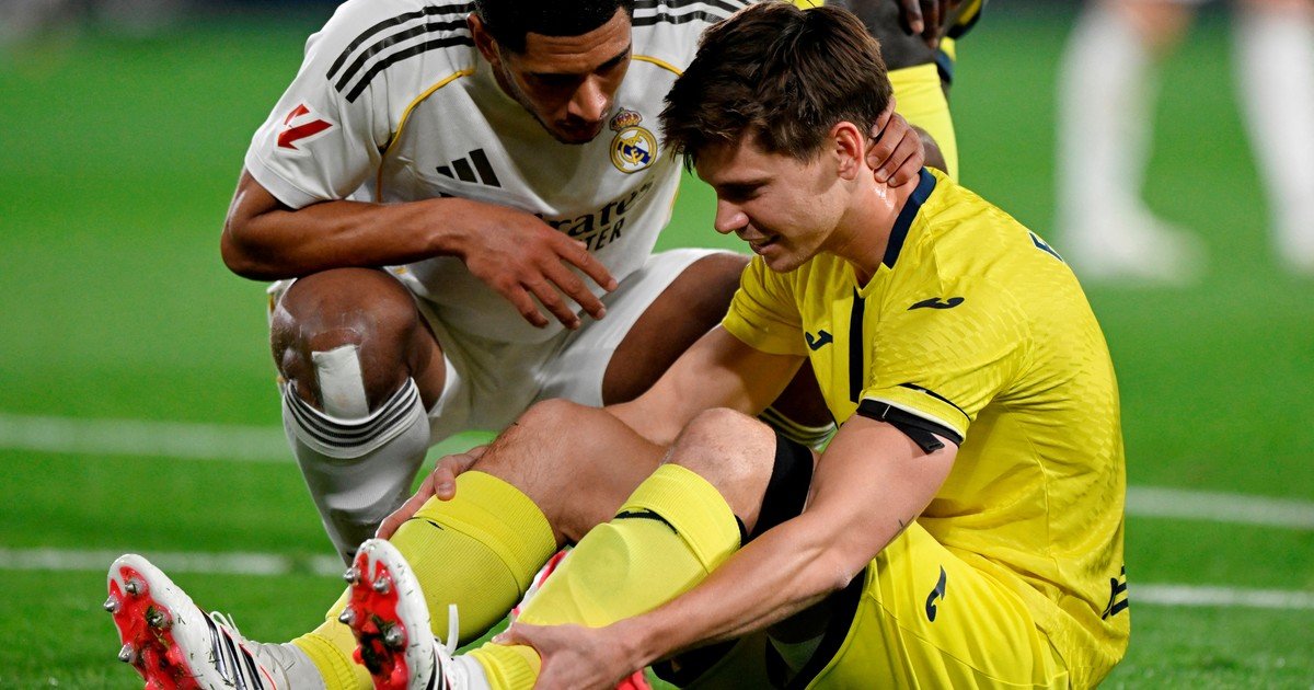 Foyth se lesionó feo y se encienden las alarmas en la Selección Argentina: dejó la cancha y Mastantuono tuvo un gran gesto