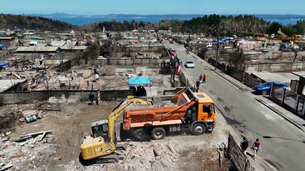 Chile: afectados por los incendios comienzan a reconstruir sus viviendas