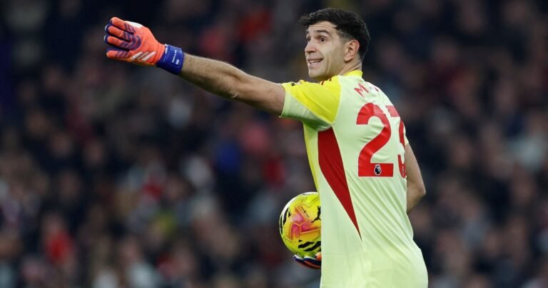 El Dibu Emiliano Martínez, en la mira de un gigante de Europa: el arquero argentino puede cambiar de club después del Mundial