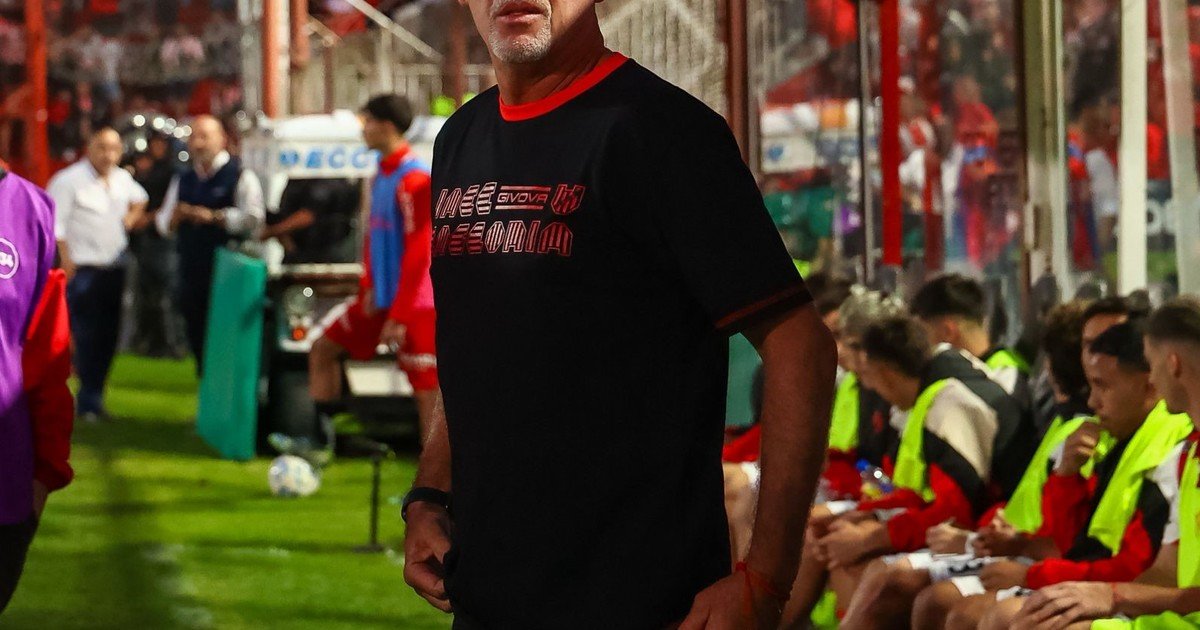 El increíble fútbol argentino: Daniel Oldrá dejó de ser el DT de Instituto tras apenas dos partidos del Torneo Apertura 2026