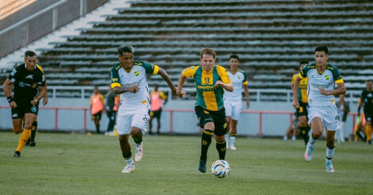 Aldosivi vs. Barracas Central, por el Torneo Apertura, EN VIVO: seguí el minuto a minuto