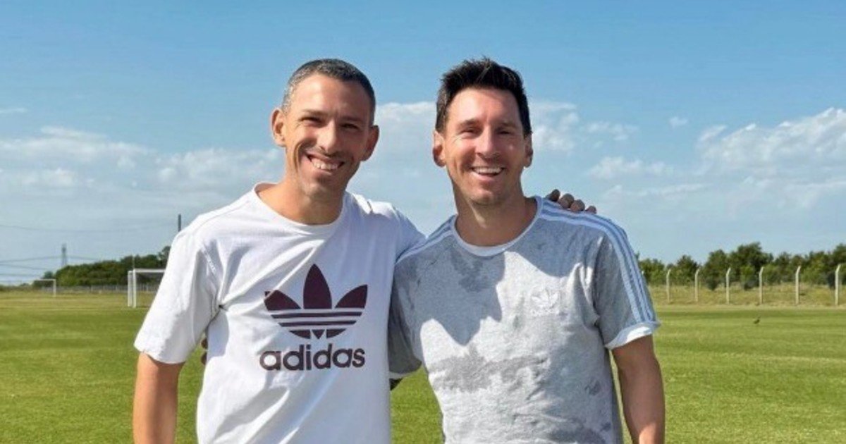 Lionel Messi aprovechó sus últimos días en Rosario: visita a Maxi Rodríguez y la medalla que le faltaba