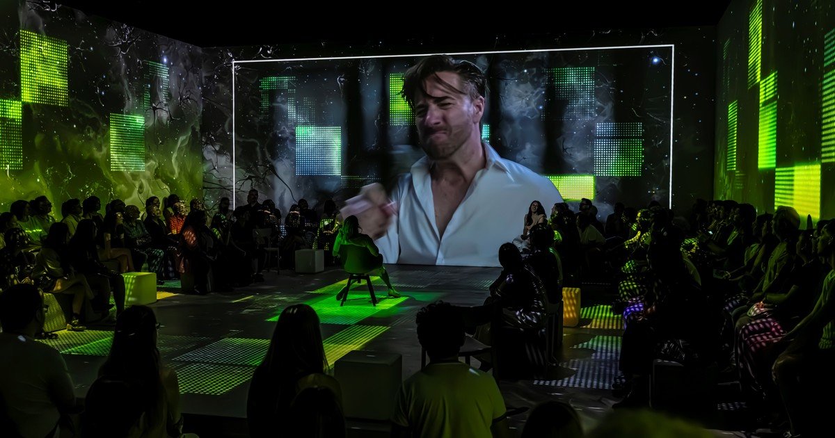 Es excelente: Casi normales inmersivo, ahora en castellano, transmite la emoción genuina y a centímetros de los actores