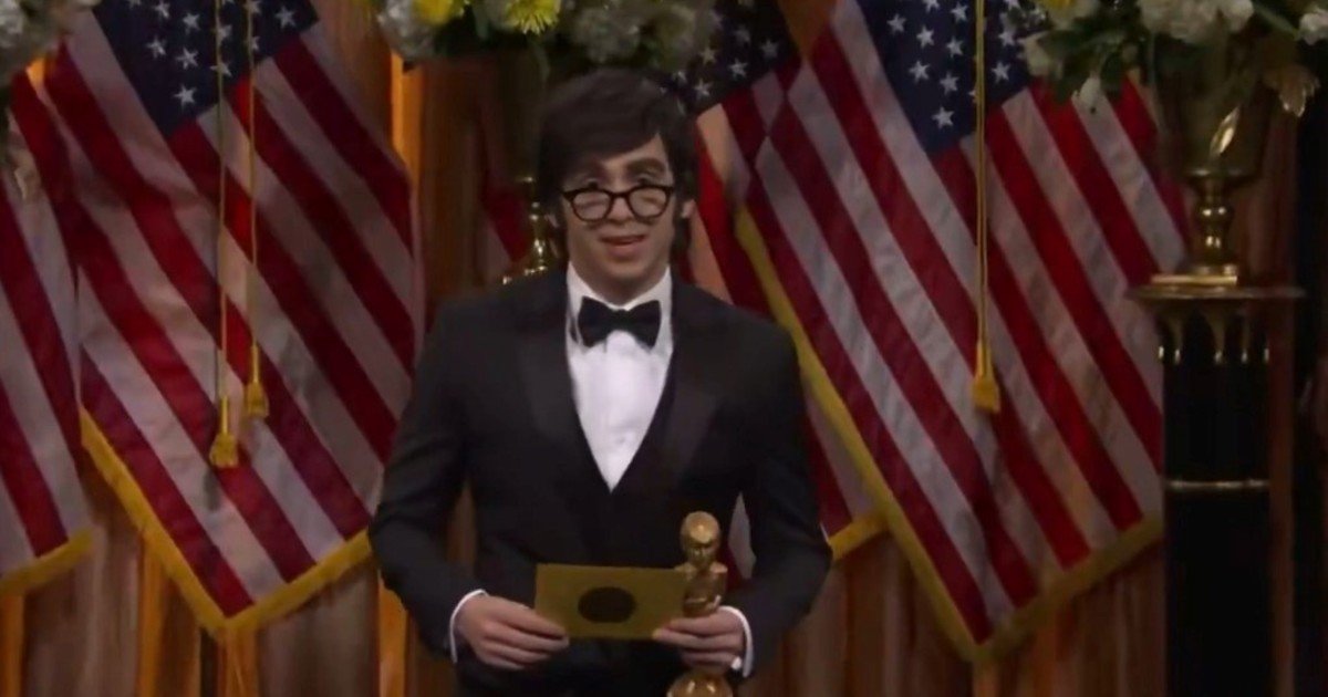 Imitaron a Javier Milei en Saturday Night Live, el programa humorístico más visto de la TV estadounidense: "Trump es el chabón que me tiró 20 mil millones de dólares"