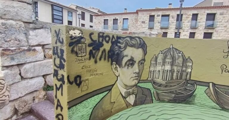 Vandalizan con insultos homófobos un mural de Federico García Lorca en España