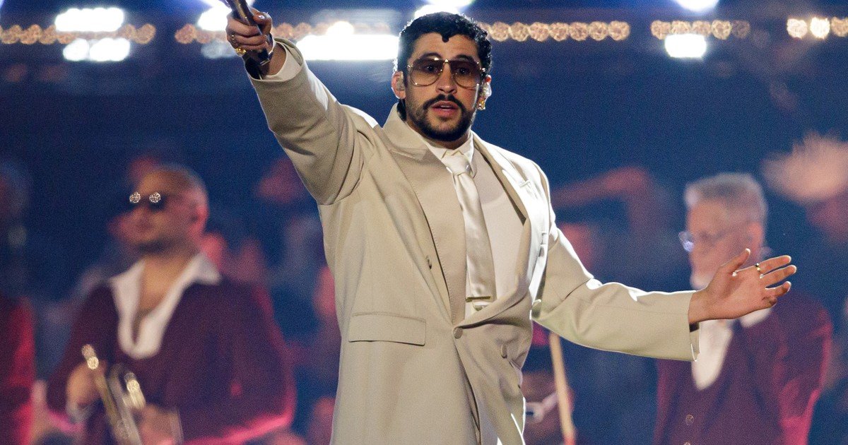 Bad Bunny retomó su gira en Chile y sorprendió con un homenaje a Víctor Jara, el cantautor asesinado por la dictadura en los años '70