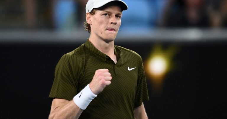 Abierto de Australia, día 9: Sinner, ya sin calambres, apretó el acelerador, le ganó en sets corridos a Darderi y avanzó a los cuartos de final