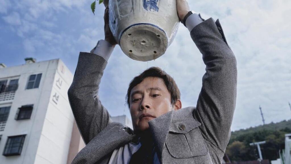 Park Chan-wook está de vuelta con 'La única opción', una divertida y brutal crítica social