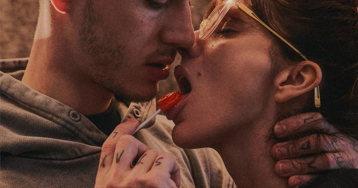 Cómo es "TILF", la primera serie de Olga para redes, con Gimena Accardi y el trapero Seven Kayne como protagonistas