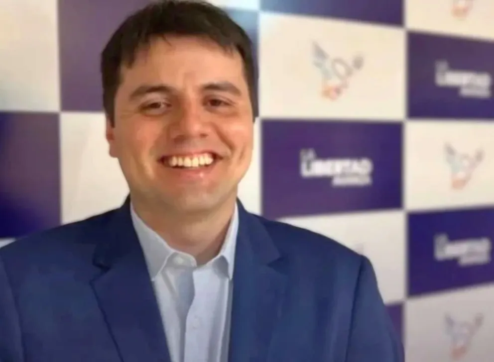 Un senador libertario asegura que la reforma laboral “va a salir con un gran consenso"