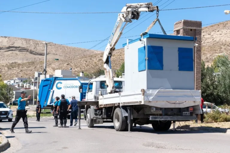 Refuerzan la intervención en barrios evacuados por el riesgo geológico en cerro Hermitte