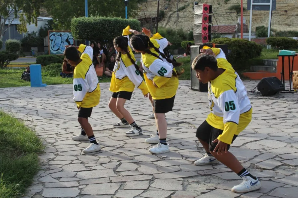 Convocan a artistas y talentos comodorenses para actualizar el padrón cultural de la ciudad