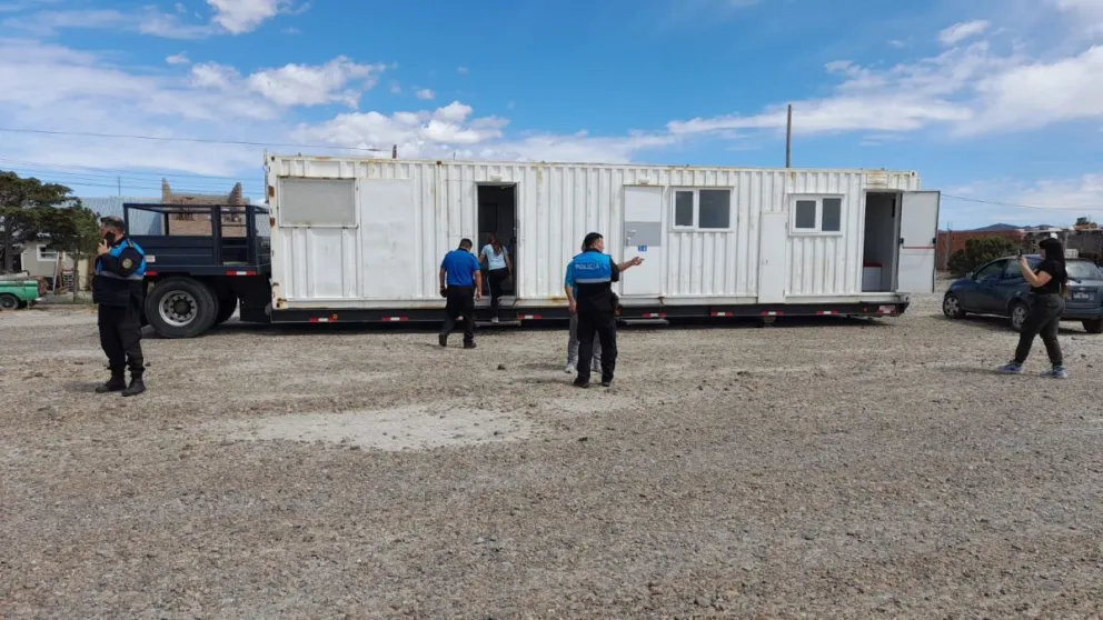Inauguran módulo de control en el acceso a playas de Caleta Córdova