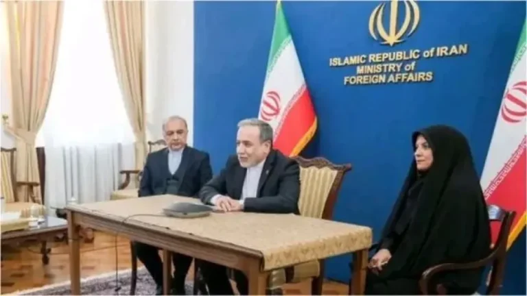 Jameneí tomó nota de la tardía reacción del chavismo y envió a su gente a la calle antes que intervenga EE.UU.