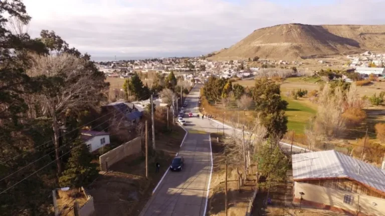 La Secretaría de Infraestructura evalúa el movimiento de suelo en km 3