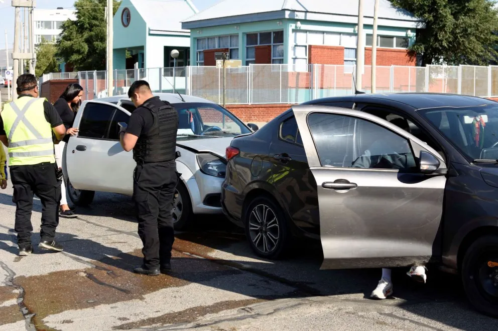 Fuerte choque frente a la Ciudad Judicial