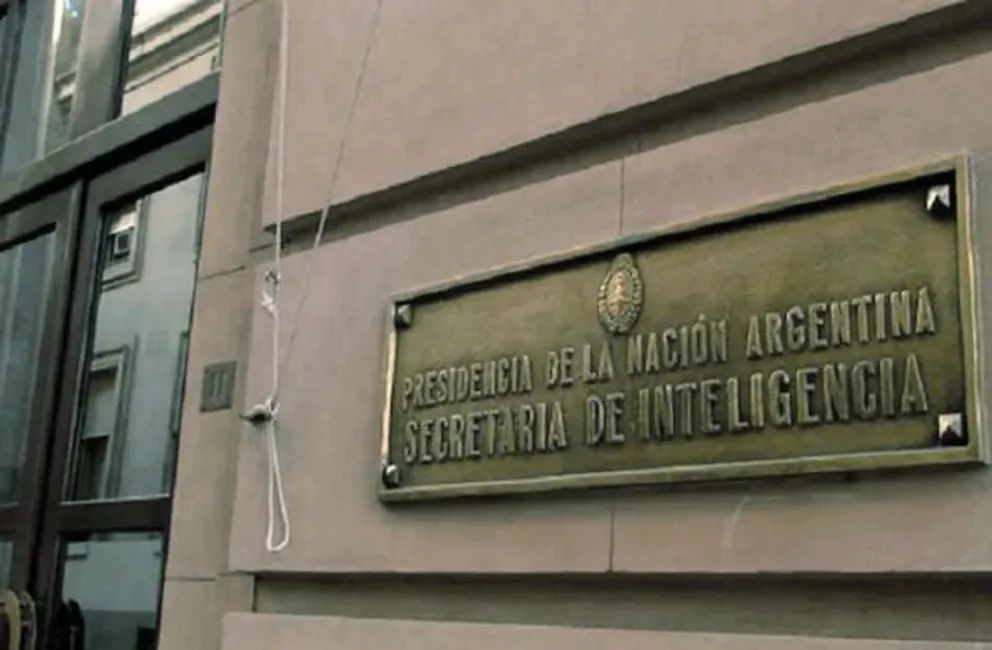 El Gobierno busca actualizar el funcionamiento de la SIDE y el sistema de inteligencia