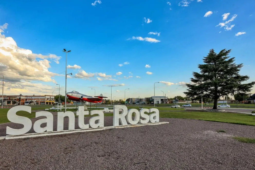 Atrapan en Santa Rosa a un sospechoso de Chubut que era buscado por cinco delitos