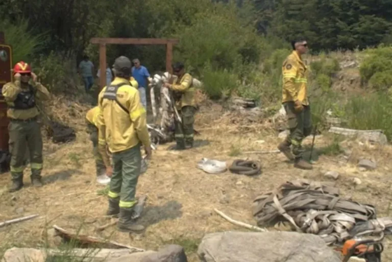 El incendio en Los Alerces ya afecta a unas 10 mil hectáreas