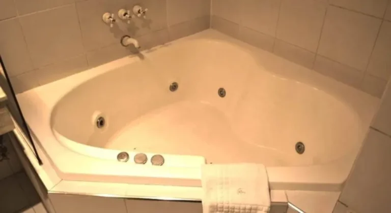 Tragedia en Córdoba: una menor murió ahogada en jacuzzi de hotel antes de Año Nuevo