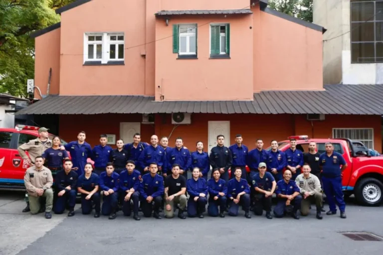 Equipos de Buenos Aires partieron a Chubut para ayudar en los incendios