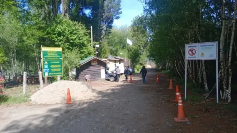 Falleció un hombre mientras caminaba hacia el Cajón del Azul