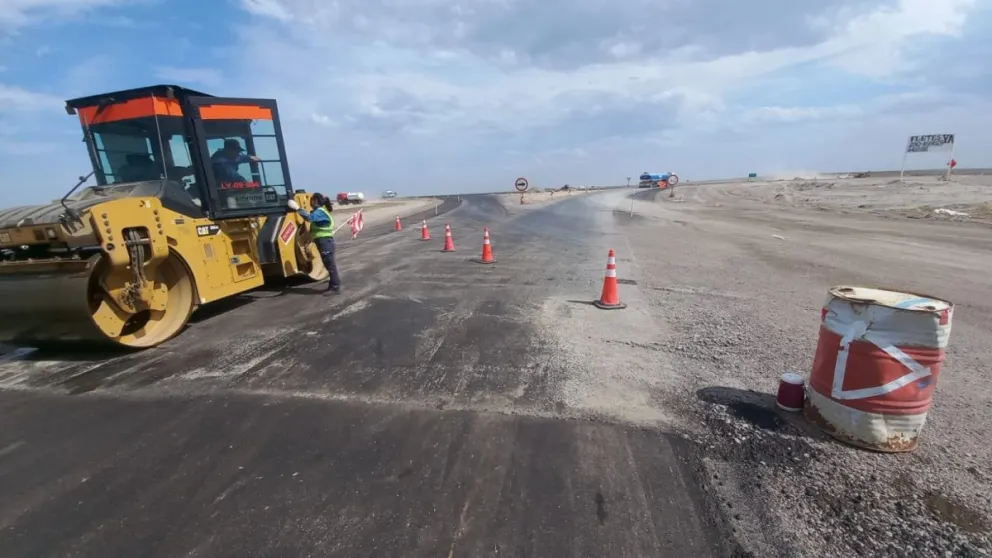 Provincia trabaja en la finalización de la rotonda de acceso a Puerto Madryn