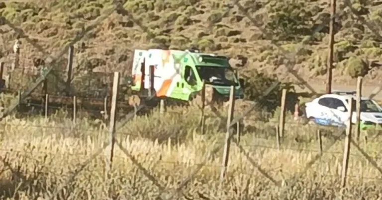 Borracho retrocedió con su vehículo y mató a su amigo