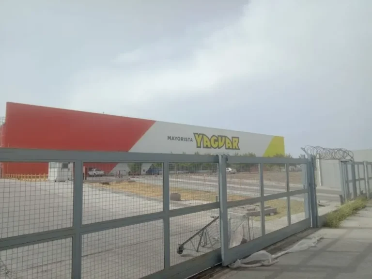 Clausuraron un supermercado mayorista de Trelew