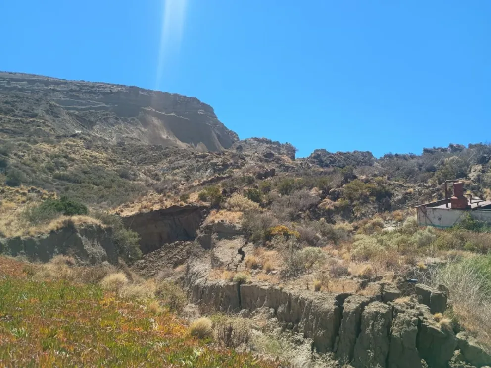 Evacuación en Médanos: piden respuestas oficiales sobre los riesgos en la zona