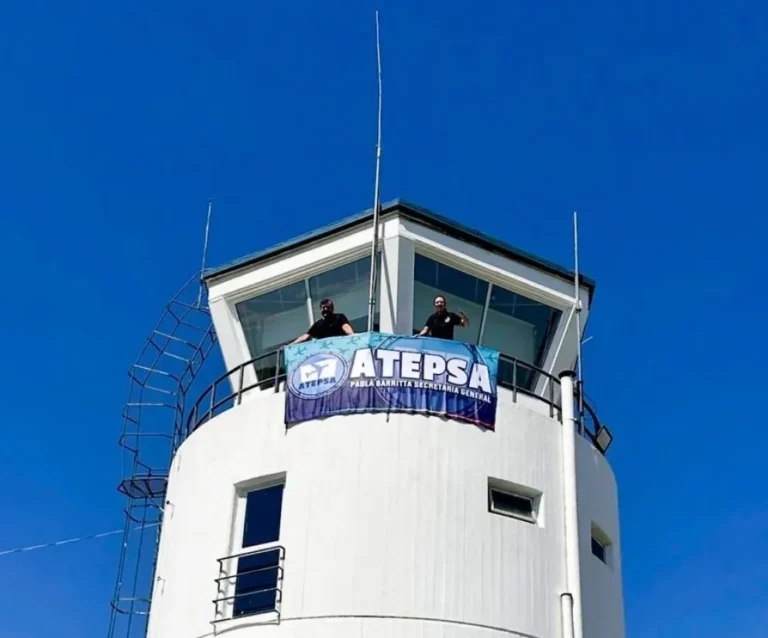 Conflicto con los controladores aéreos: se extendió la conciliación obligatoria