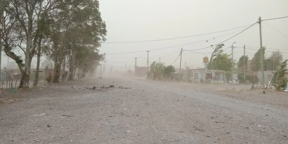 El SMN emitió alerta amarilla por fuertes vientos en Comodoro y costa de Chubut