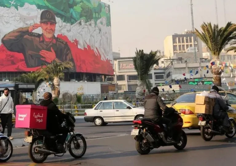 Donald Trump analiza acciones "muy fuertes" ante la situación en Irán